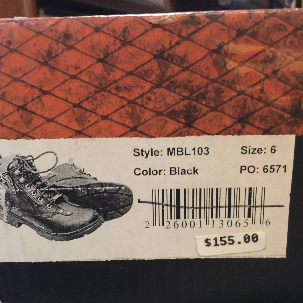 Milwaukee  wimens boots